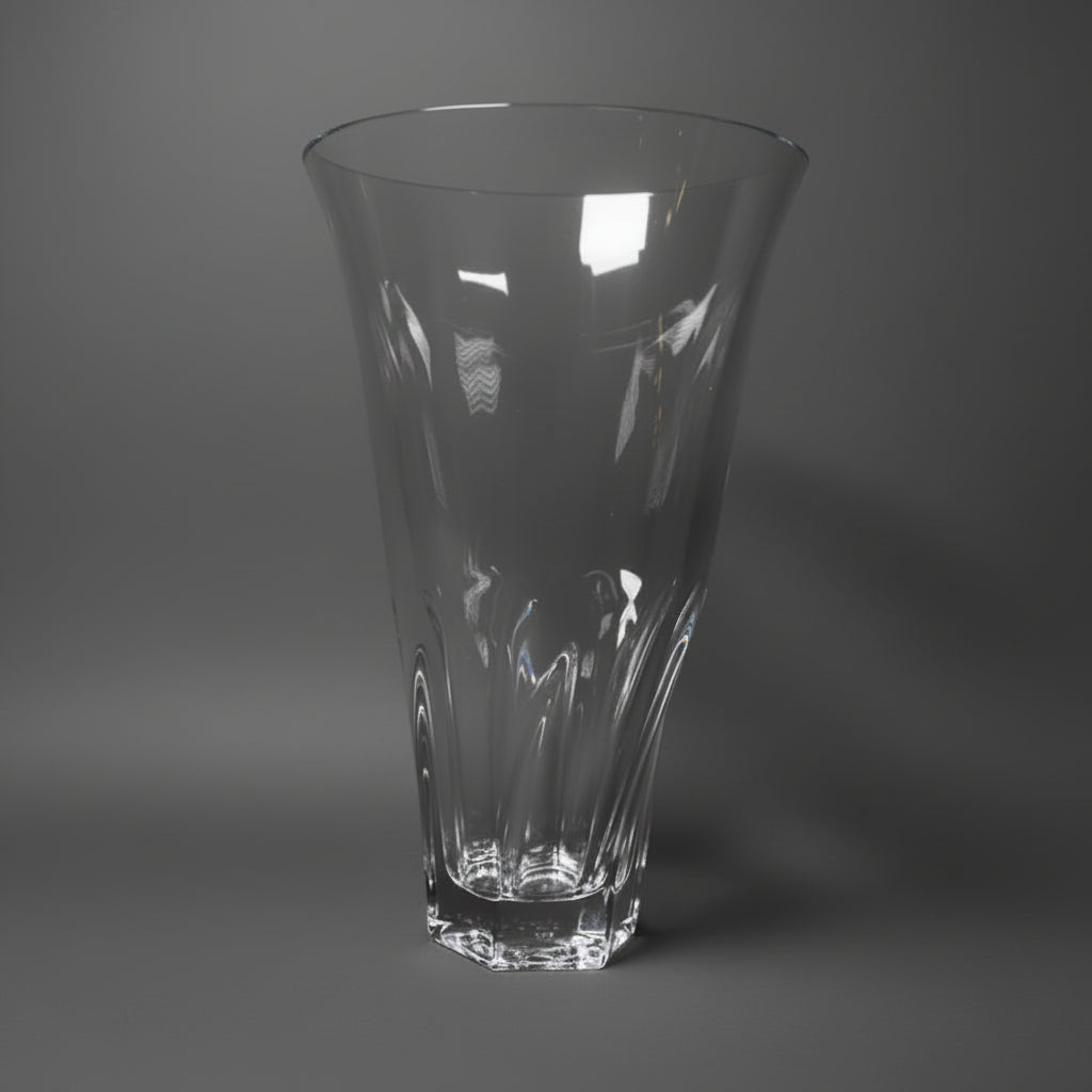 Cups - Bohemia Infinity Vase