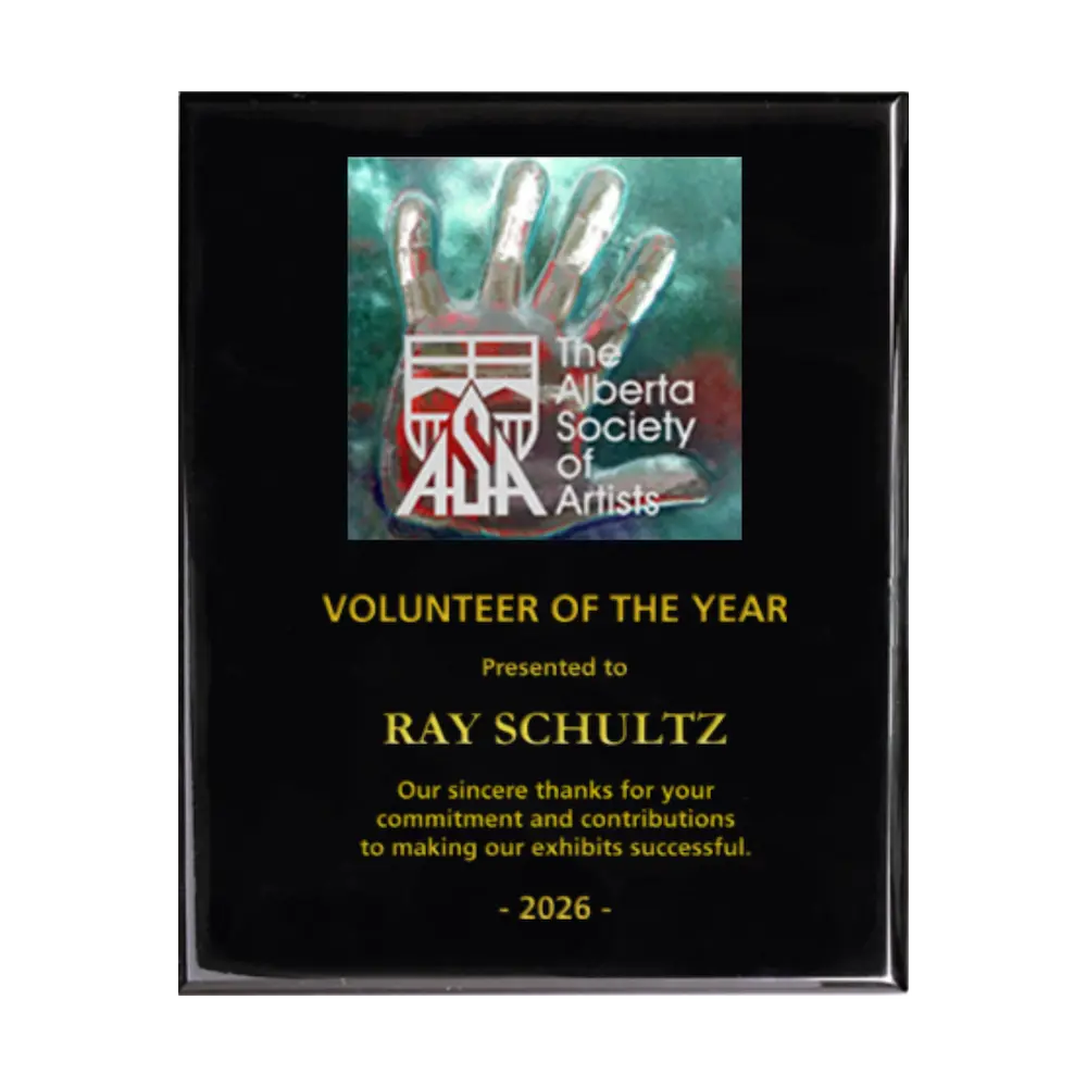 A photo of a Black Piano Finish plaque with a full-coloured plate on the top-half and laser engraving on the bottom-half.