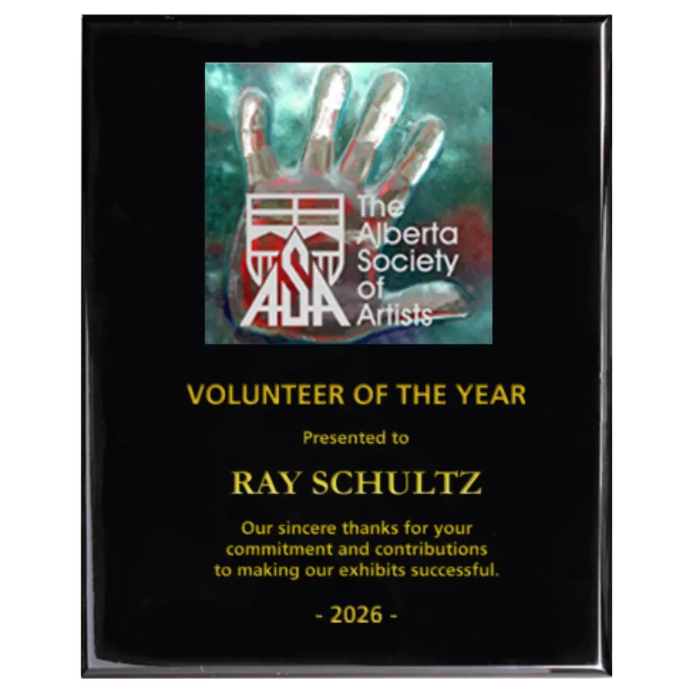 A photo of a Black Piano Finish plaque with a full-coloured plate on the top-half and laser engraving on the bottom-half.