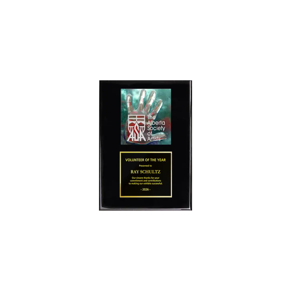 A photo of a Black Piano Finish plaque with a full-coloured plate on the top-half and traditional engraved plate on the bottom-half.