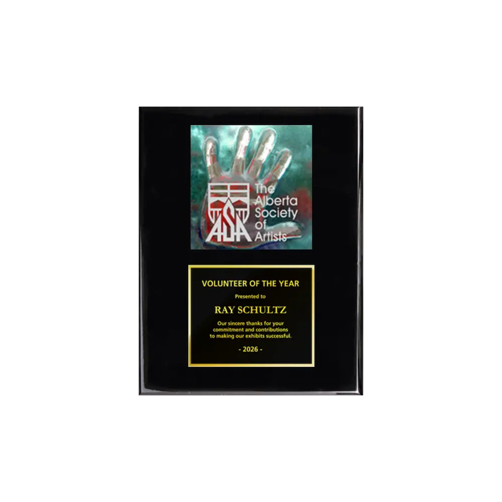 A photo of a Black Piano Finish plaque with a full-coloured plate on the top-half and traditional engraved plate on the bottom-half.