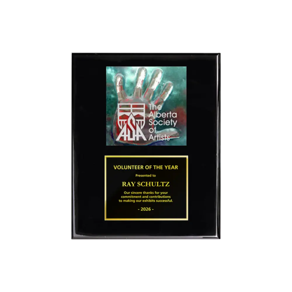 A photo of a Black Piano Finish plaque with a full-coloured plate on the top-half and traditional engraved plate on the bottom-half.