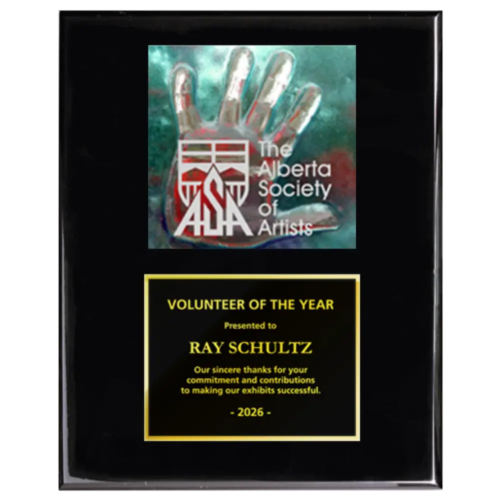 A photo of a Black Piano Finish plaque with a full-coloured plate on the top-half and traditional engraved plate on the bottom-half.