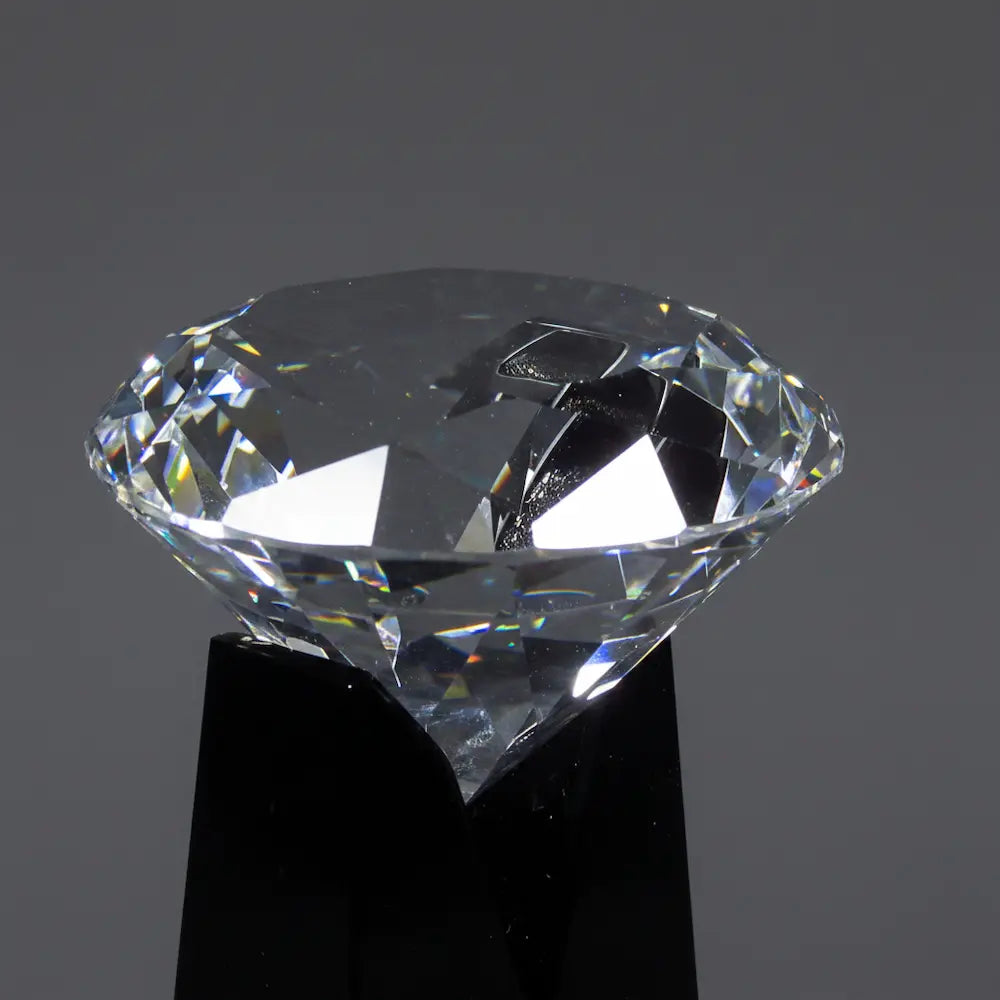 Optic Crystal - Rising Diamond