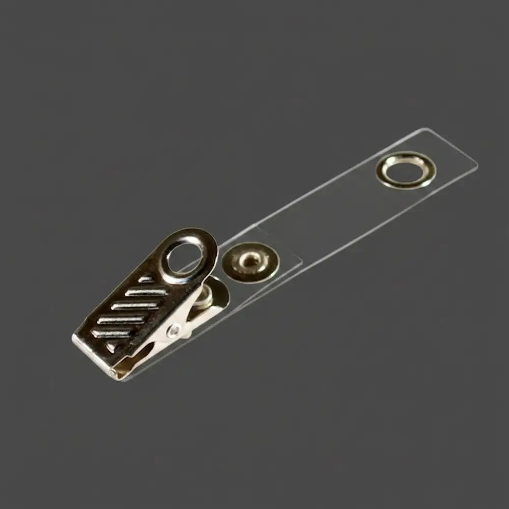 An image of a loop back clip.