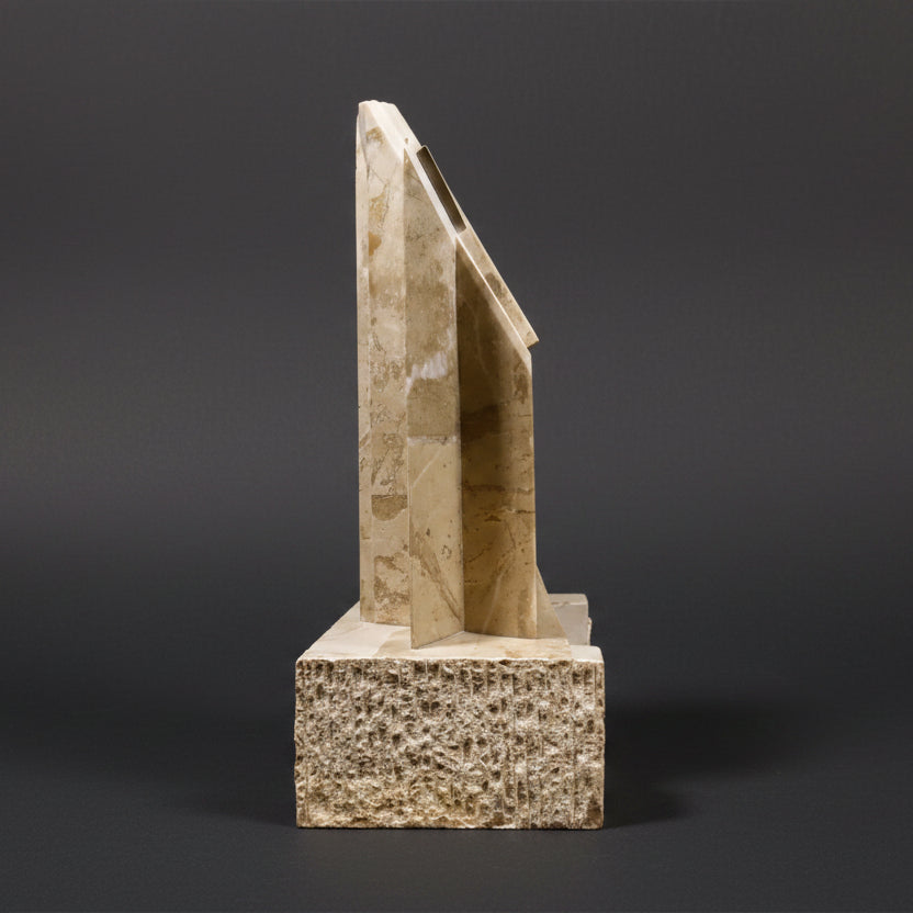 Sculpture - Rising Star with White Agate Accents Secondary image